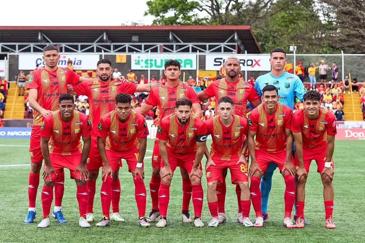 Polémica con el ranking de los clubes centroamericanos con más títulos internacionales ¿Quién está en la cima?