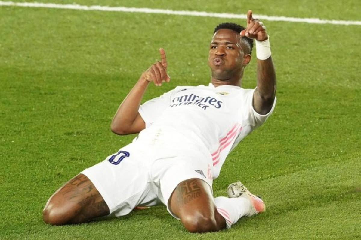 Sorpresivo 11 del Real Madrid para liquidar al Liverpool en Anfield y volver a las semis de Champions