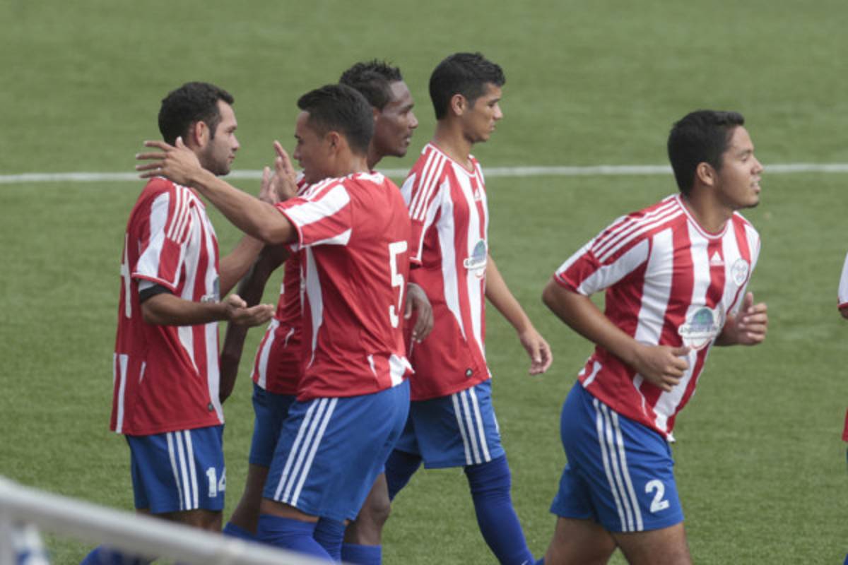 Atlético Municipal y Jaguares dieron espectáculo.