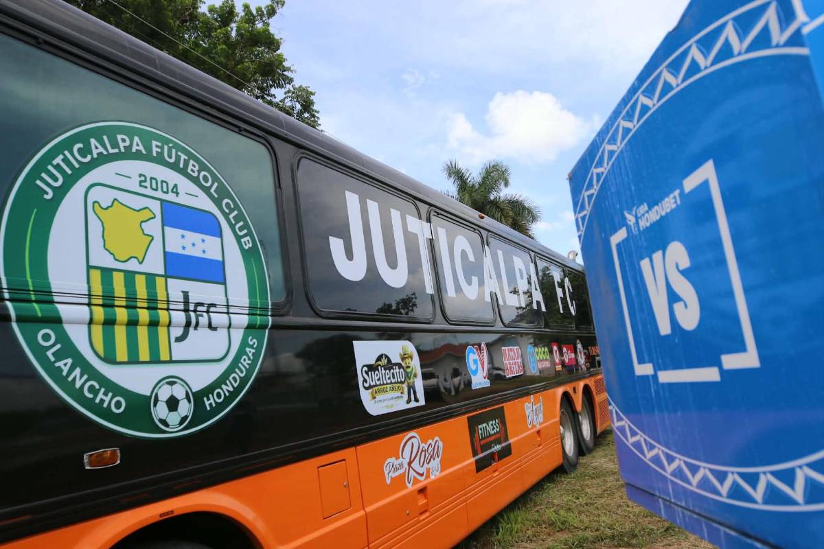 ¿Quién era la pelirroja? Juticalpa sorprende con su bus e hinchas del Motagua causan furor