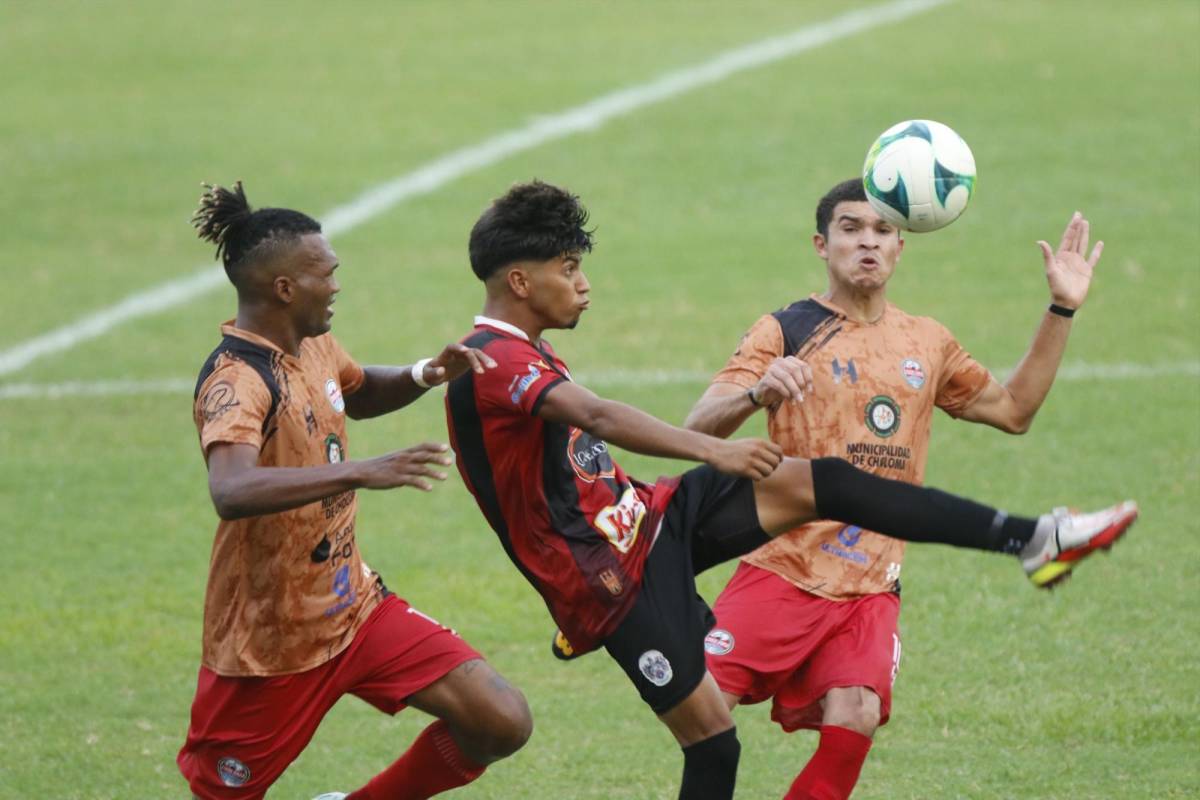 Lone FC y CD Choloma se vieron las caras el pasado viernes en el Estadio Francisco Morazán de San Pedro Sula.