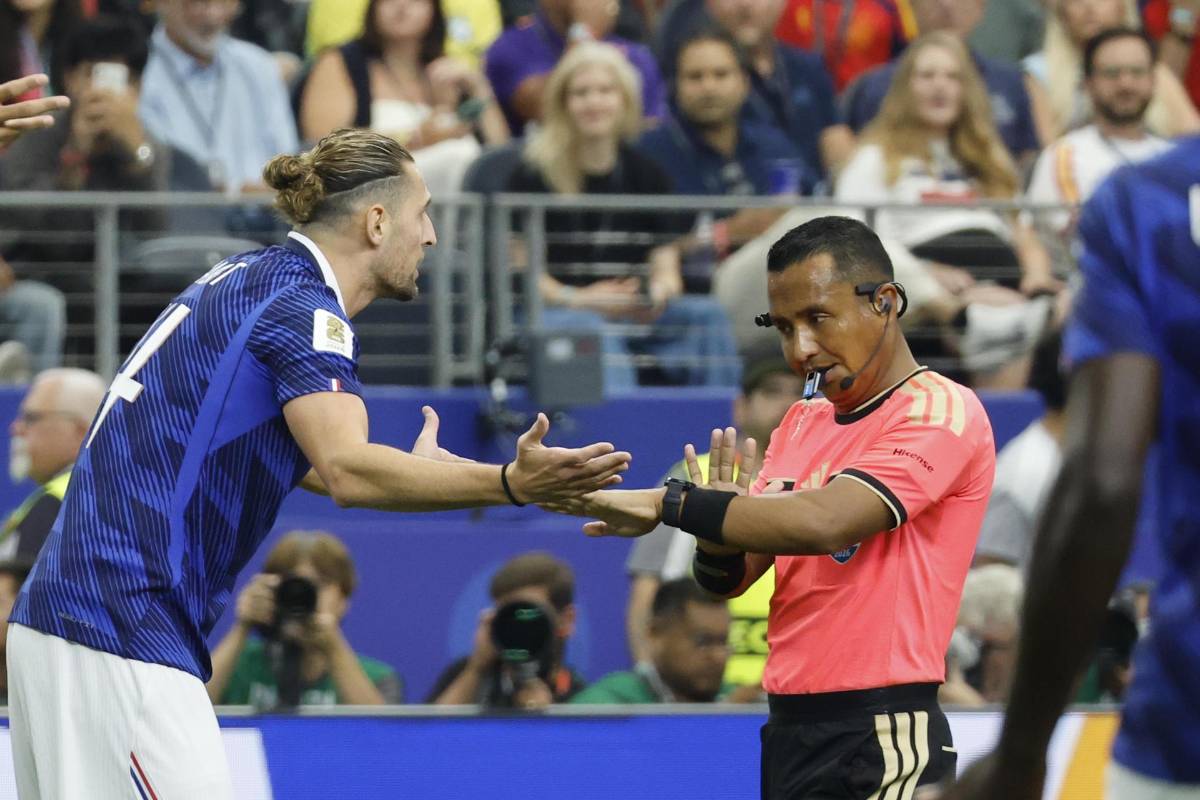 Los 3 errores de Iván Barton, la agresión de Mbappé y la fiesta de España tras meterse a la final del Mundial 2026