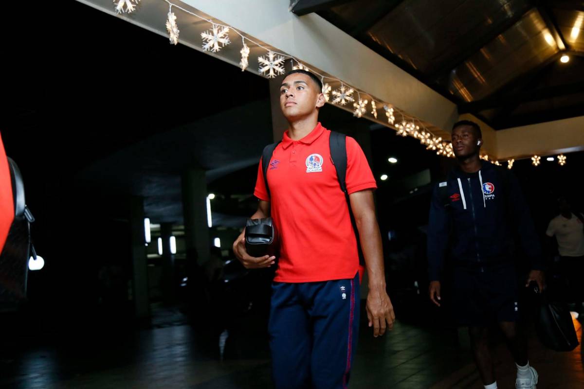 Olimpia llegó a San Pedro Sula para enfrentar a Real España en el Morazán: la curiosidad y, ¿viajó Jorge Álvarez?