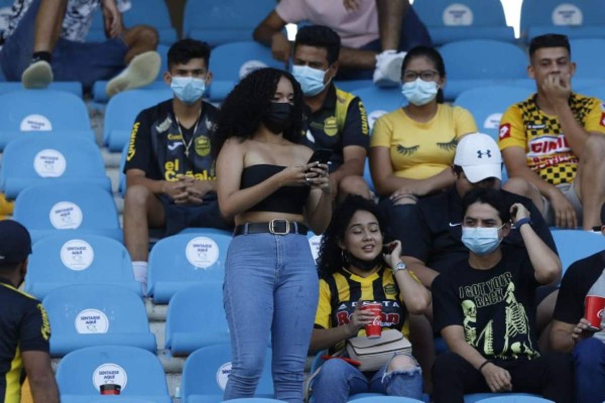 ¡La colocha que enamoró el Olímpico! Las bellezas de la jornada 10 que deslumbraron en los estadios
