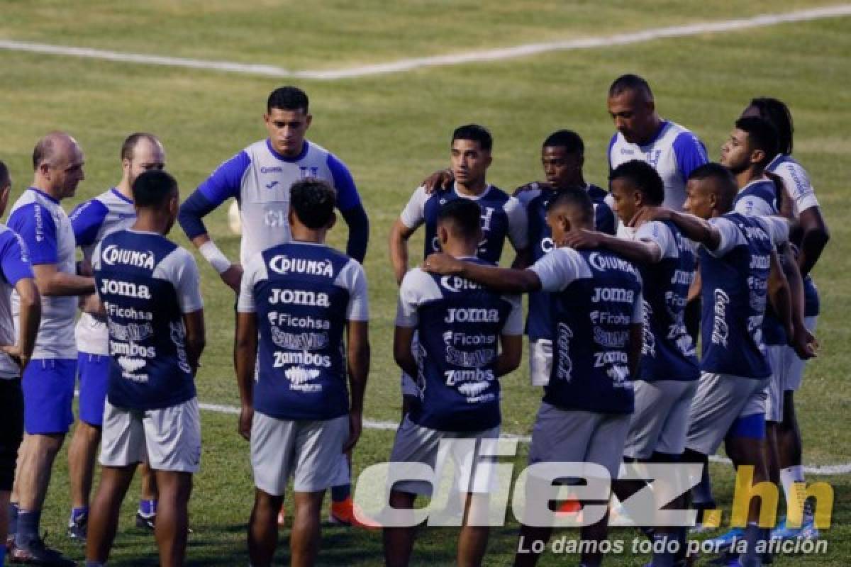 Risas y con un grupo pequeño: Así fue el primer entrenamiento de Honduras en San Pedro Sula