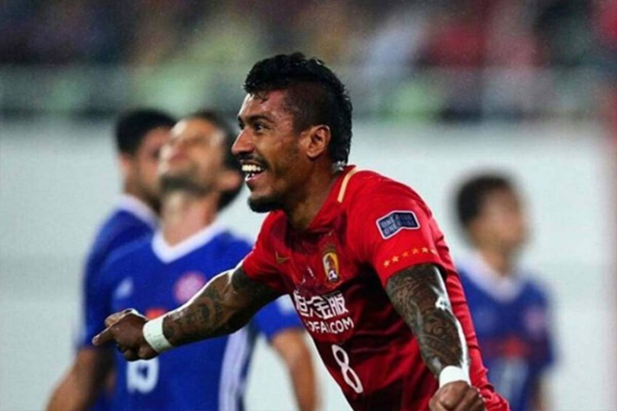 RUMORES/FICHAJES: ¡Le 'roban' jugador al Barça pero va a la carga por un brasileño!