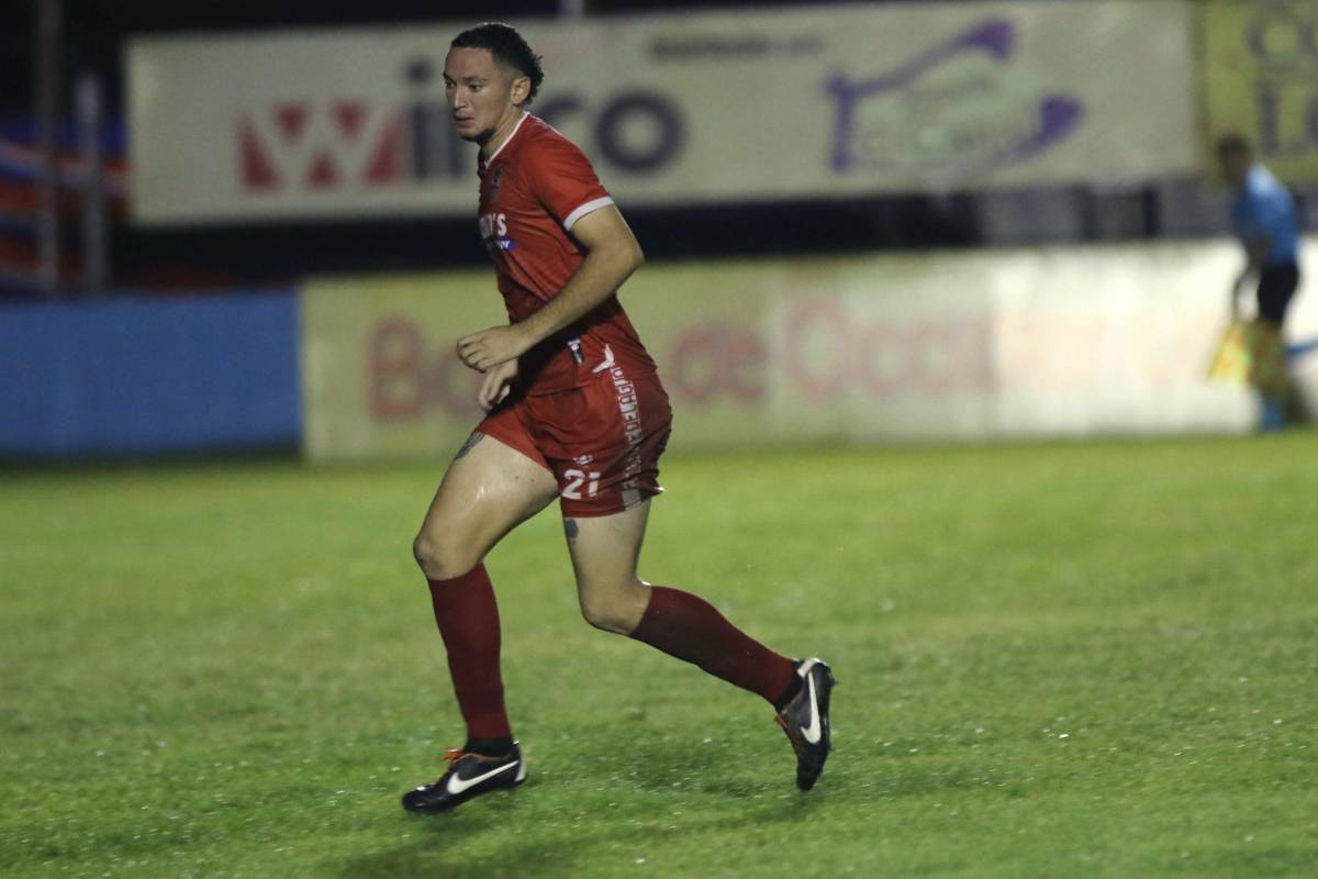 EL MERCADO: Motagua ficha un volante y presenta delantero, Olimpia tiene nuevo jugador y Real España quiere un atacante olimpista