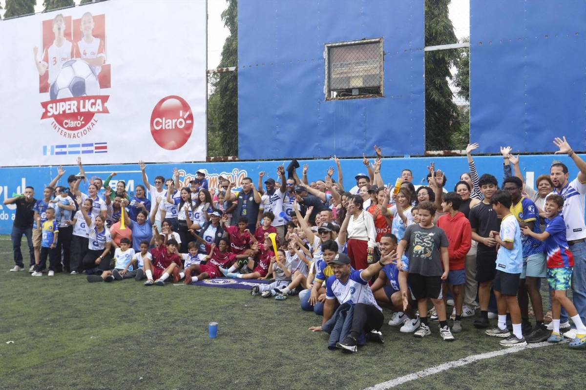 Super Liga Claro 2024: pasión por el fútbol, muchos goles y alegría total