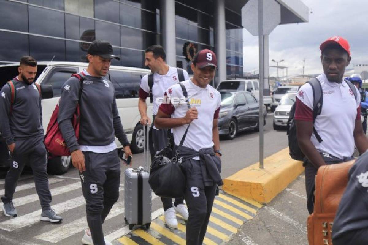 ¡Bien resguardado! Saprissa arriba a Tegucigalpa para disputar el título con Motagua