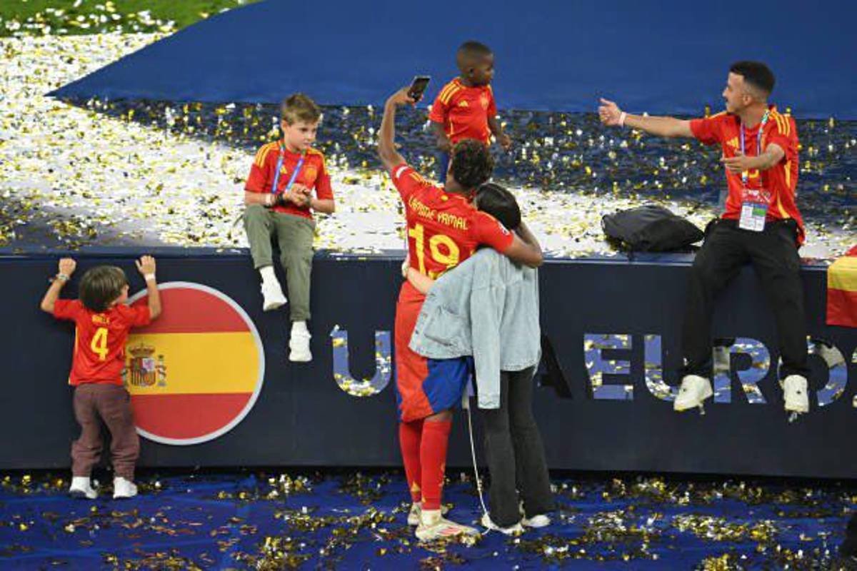 Así es la bella y ‘misteriosa’ novia de Lamine Yamal, la perla de España: ¡captados acaramelados en la Eurocopa!