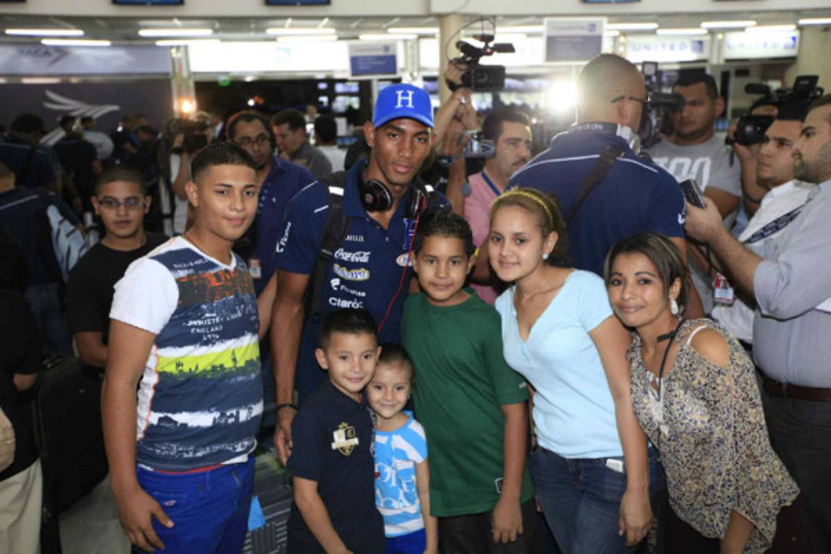 La Selección Nacional de Honduras partió hacia Costa Rica.
