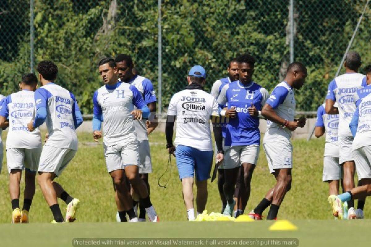 Imperdible: Las íntimas preguntas que Bolillo Gómez le hizo a cada futbolista en su primer entrenamiento con Honduras