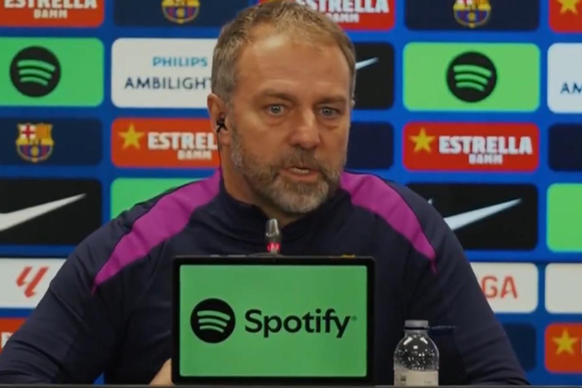 La reacción de Flick ante la inminente salida de dos jugadores del Barcelona: Si se va, lo hablamos