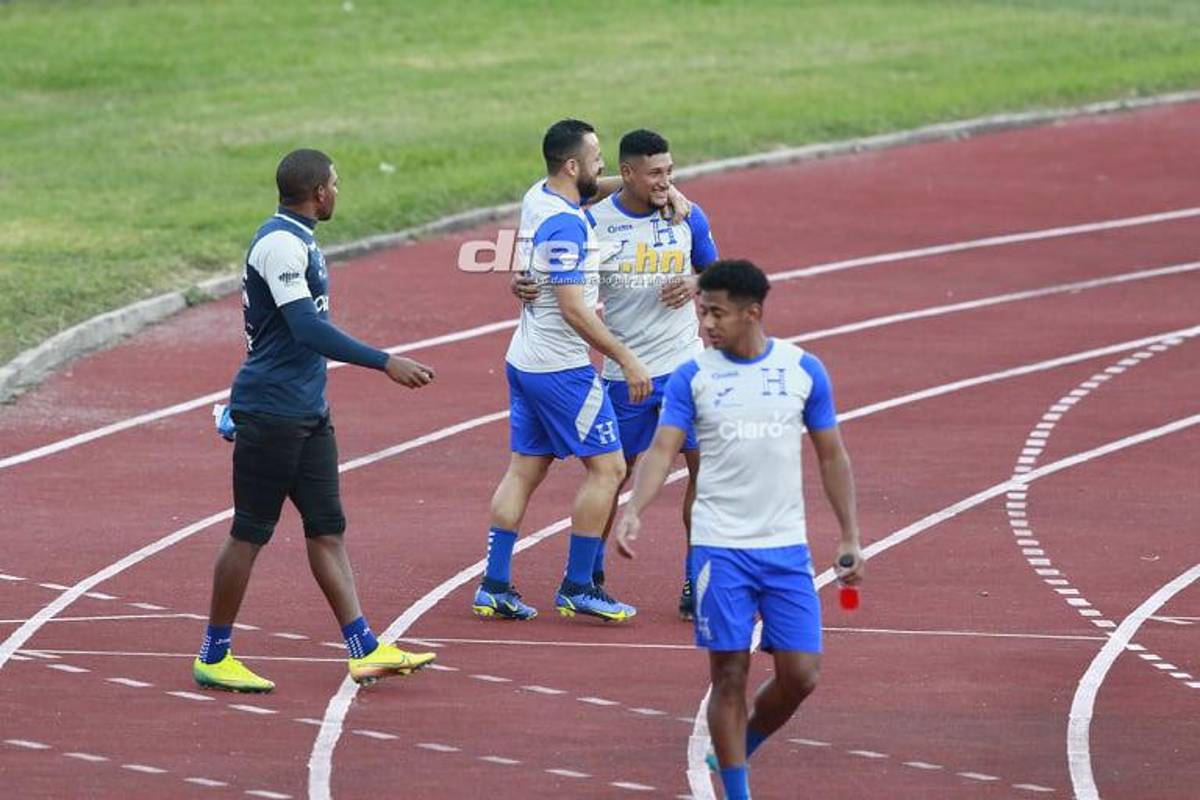 ¡Caras largas, pero también motivación! Las postales de entreno de Honduras de cara al juego con El Salvador
