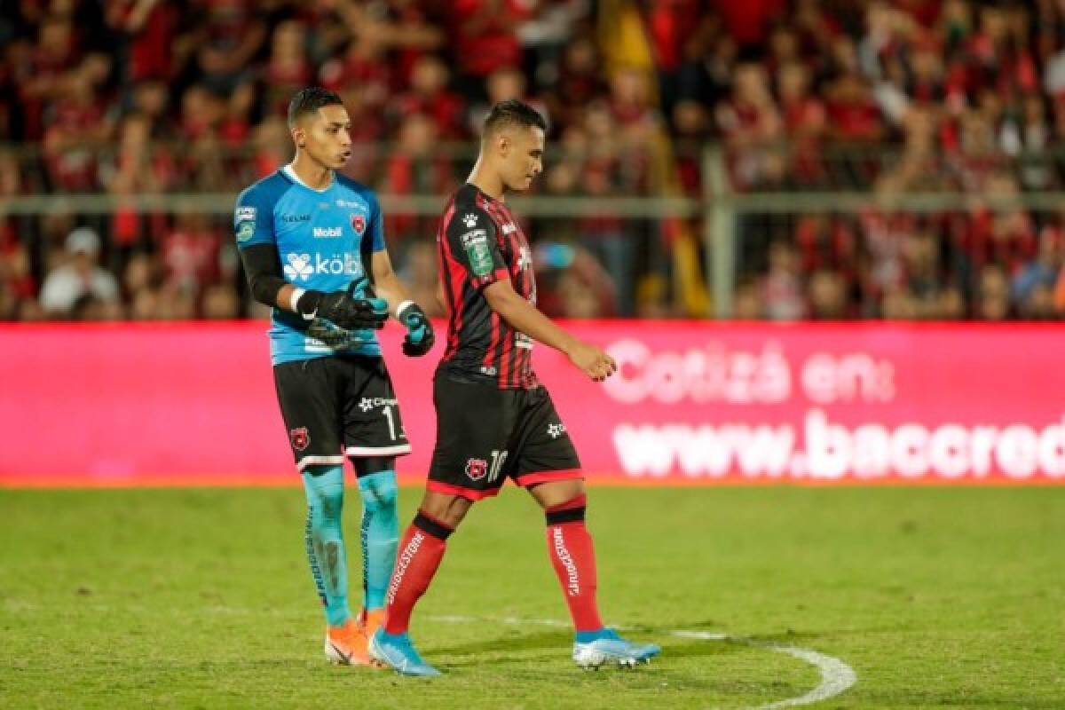 Alex López no se moverá de Alajuelense a pesar del interés que tuvo Deportes Tolima