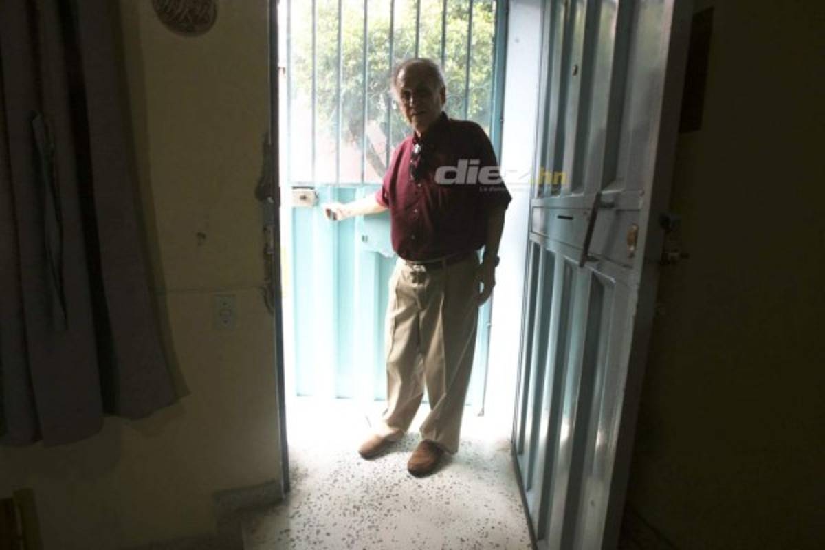 Con un tesoro adentro: Así fue la humilde casa donde Chelato Uclés vivió casi toda su vida