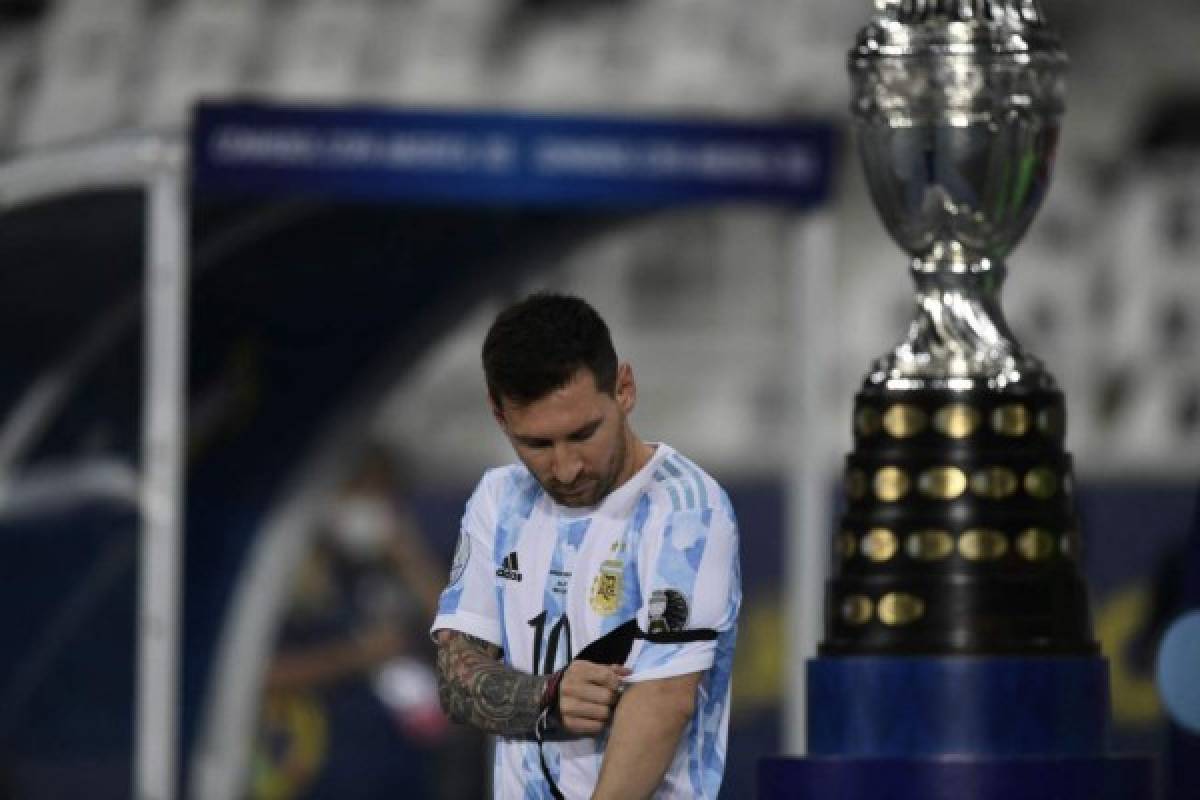 No se vio en TV: El homenaje de Messi a Maradona, el gesto de Vidal y el nuevo récord de Leo