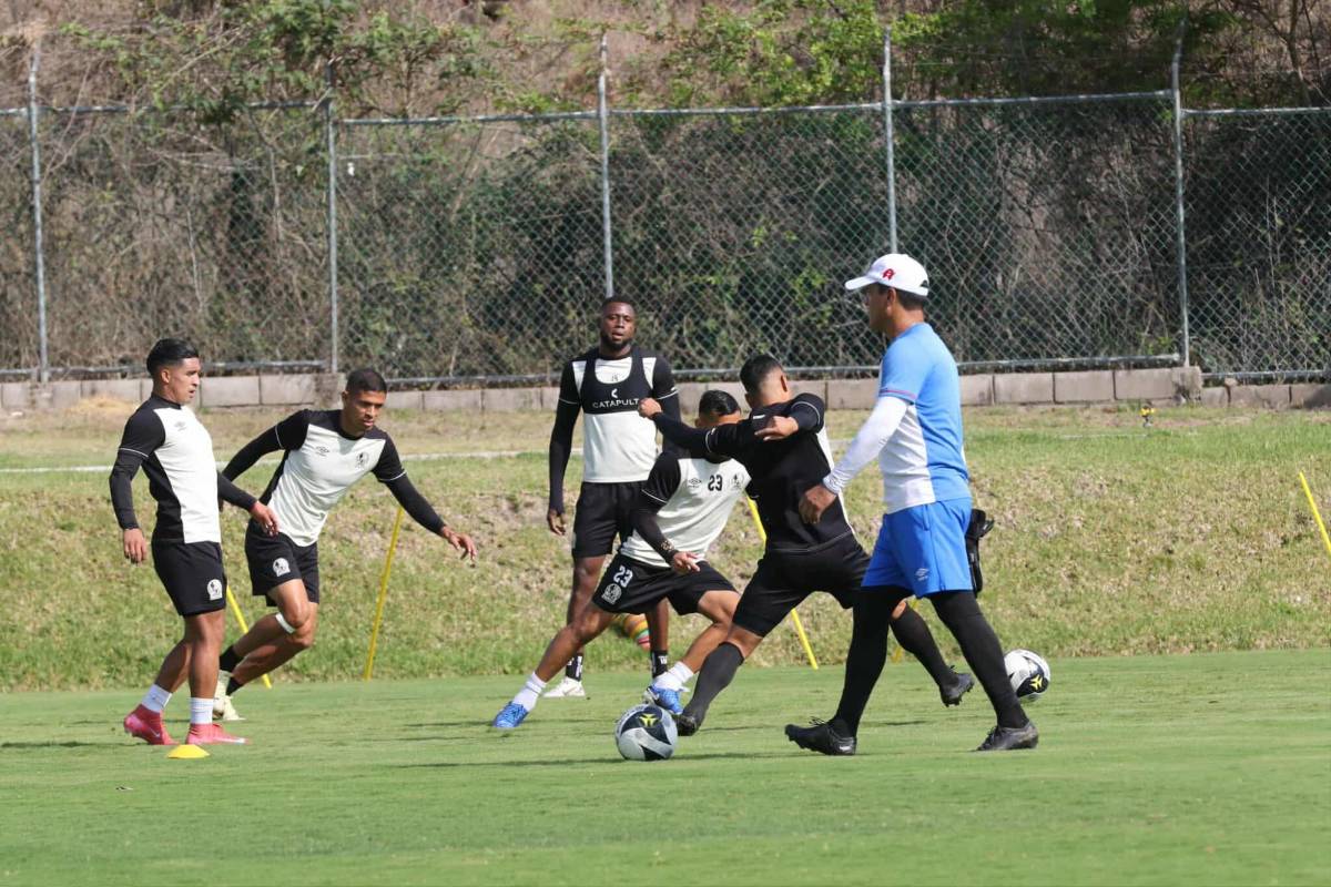 ¡Sorpresa! Olimpia incorpora a su nuevo fichaje para la próxima temporada y es seleccionado hondureño