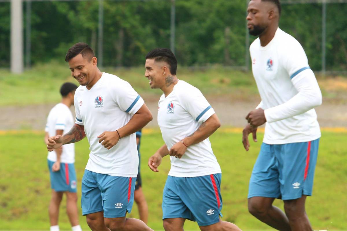 Fichajes: El jugador que pidió Troglio en Olimpia y más bajas en Motagua; Real Sociedad y UPNFM con nuevos jugadores