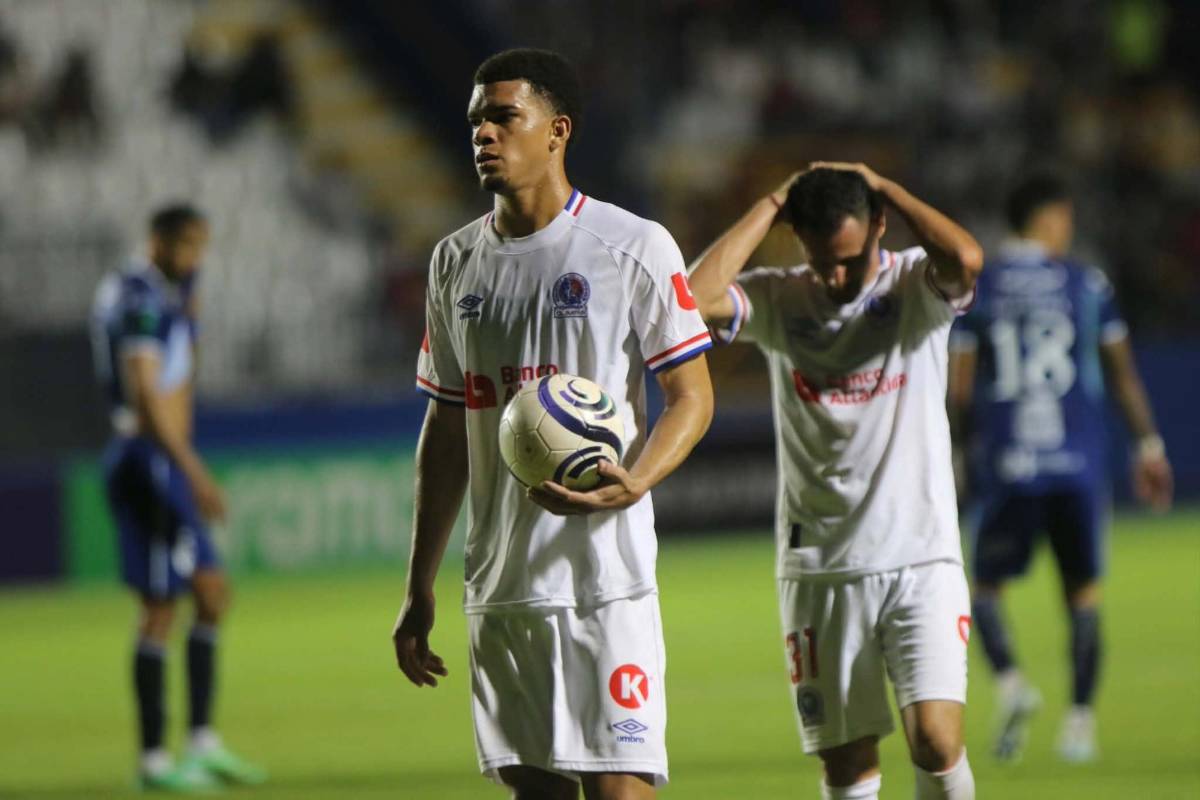 Los señalados de Olimpia que se quedan sin contrato tras el fracaso internacional