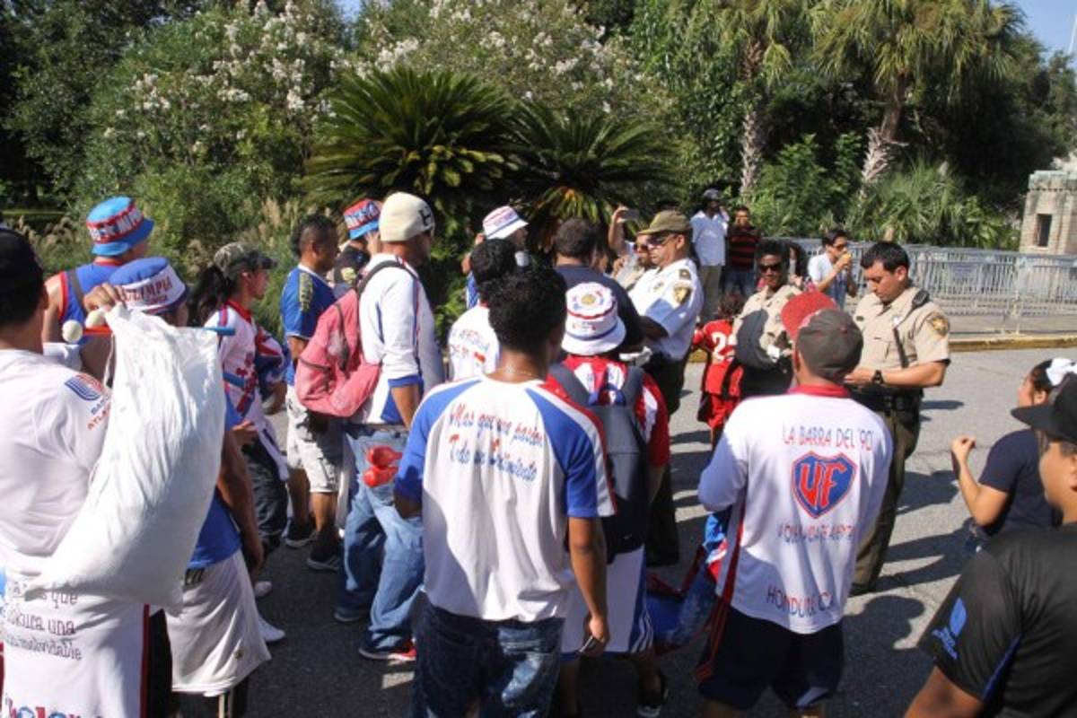 El juego Olimpia-Motagua en Nueva Orleans contado en imágenes