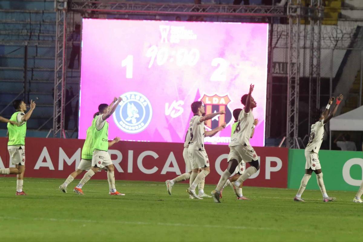 Terminó con bronca el Motagua vs Alajuelense, Serrano perdonó, celebración tica y decepción del Ciclón Azul en Copa Centroamericana 2025