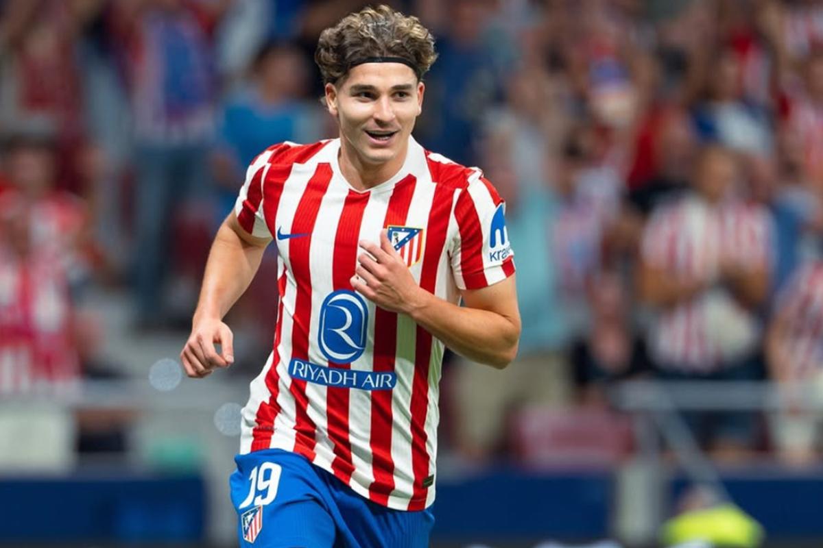 Hansi Flick desea ficharlo y ya lo llamó para que vaya al Barça: ¿Quieres venir a jugar en mi equipo?