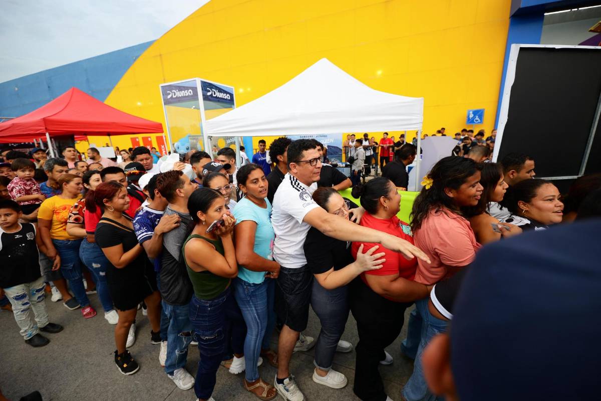Honduras vs El Salvador: Supremo causó furor, así llegó el terror de los cuscatlecos y Ricky casi se va a los golpes por una broma
