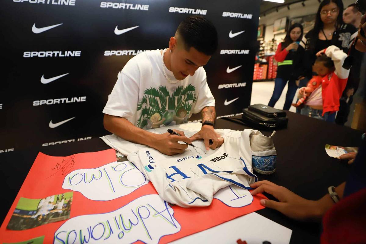 ¡Llenazo! Luis Palma, estrella del Celtic, firma autógrafos a sus fans: Los regalos sorpresivos que recibió ¿guiño al Olimpia?