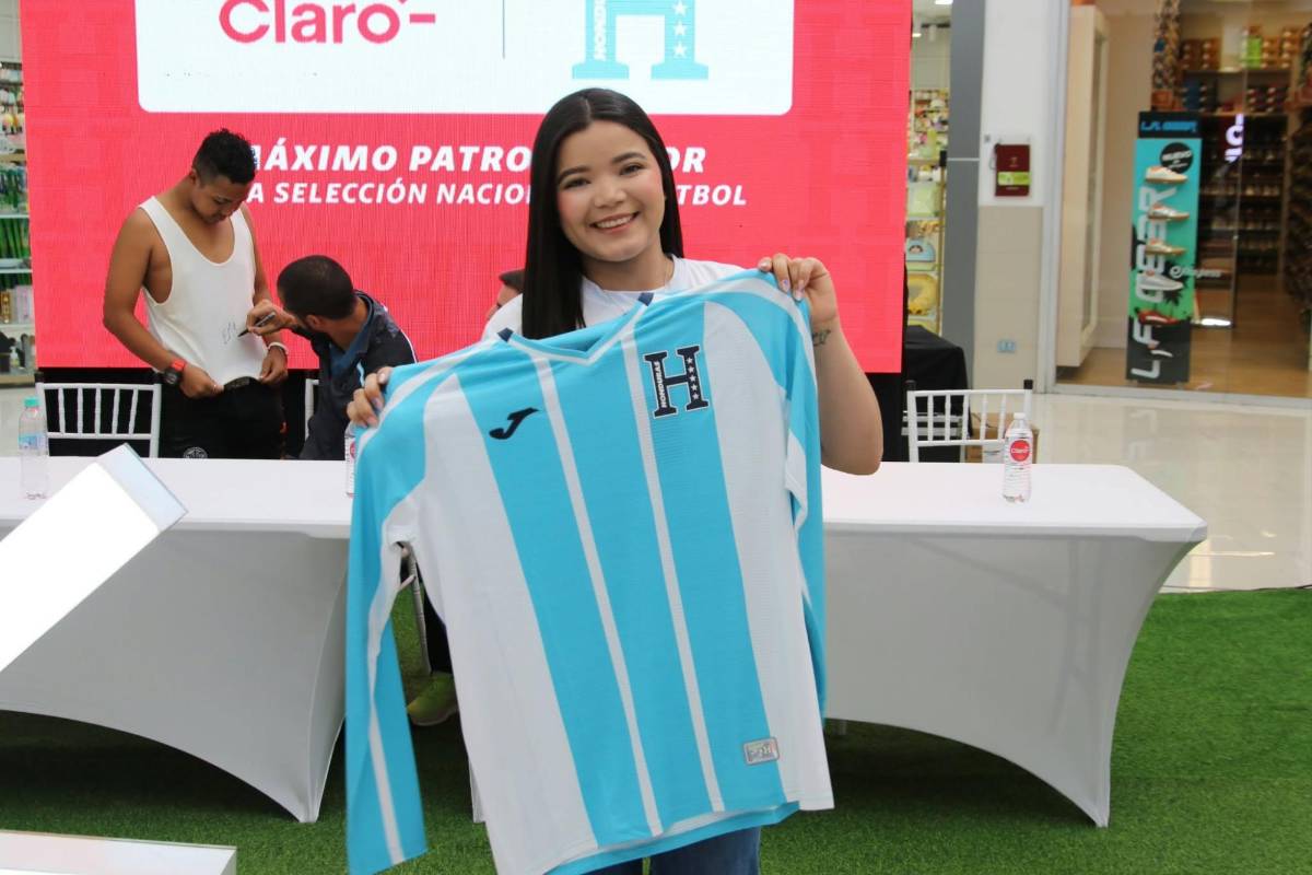 Ruiz se robó el show y 3 seleccionados sorprendieron en firma de autógrafos