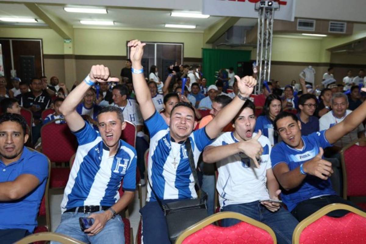 Gran ambiente el que se vivió en el Estadio Virtual de DIEZ