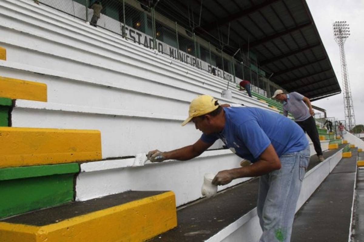 Estadio Excélsior se engalana para vivir su primera final del fútbol de Honduras