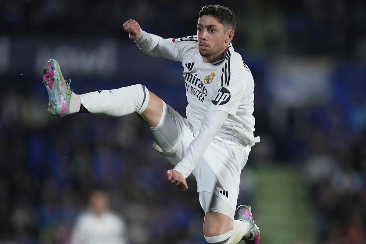 Arbeloa lo recupera y las sensibles bajas: alineación del Real Madrid para eliminar al Benfica y avanzar a octavos