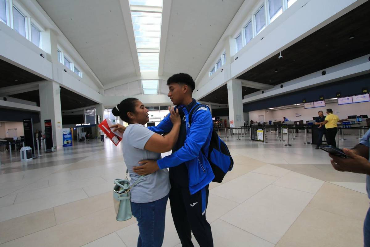 ¡La Sub-20 de Honduras va por dos clasificaciones! Así se marchó a México
