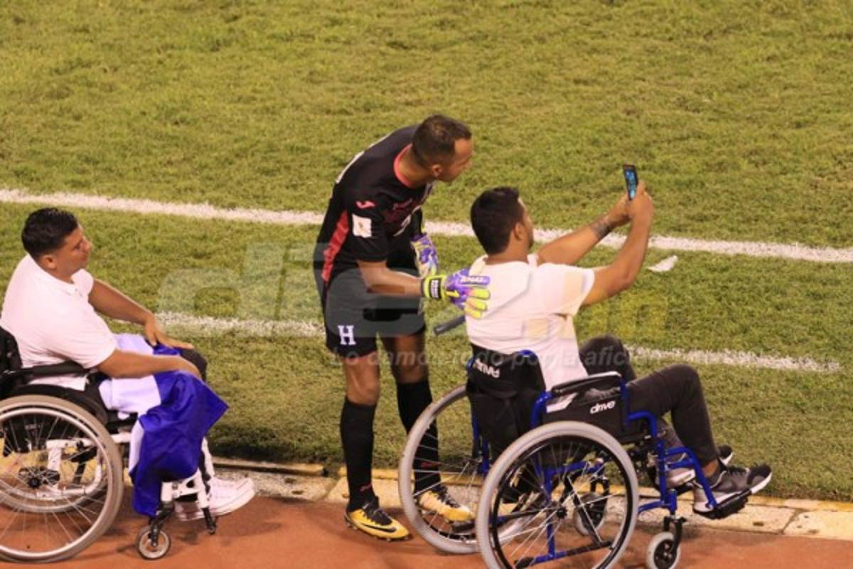 NO VISTE EN TV: La revisión a Costly y aquí vieron el juego Elis y Maynor