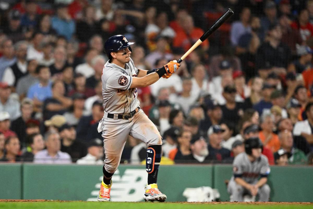 Mauricio Dubón convirtió un sencillo ante Yankees, pero los Astros volvieron a perder en la serie en Houston
