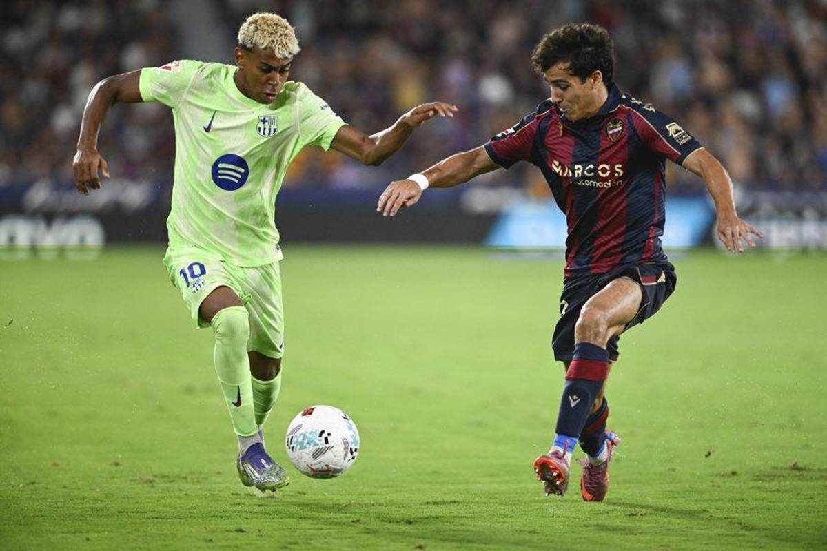 El polémico penal que indignó al Barcelona y Pedri lidera la remontada; Flick lo puso de titular y acaba con los rumores