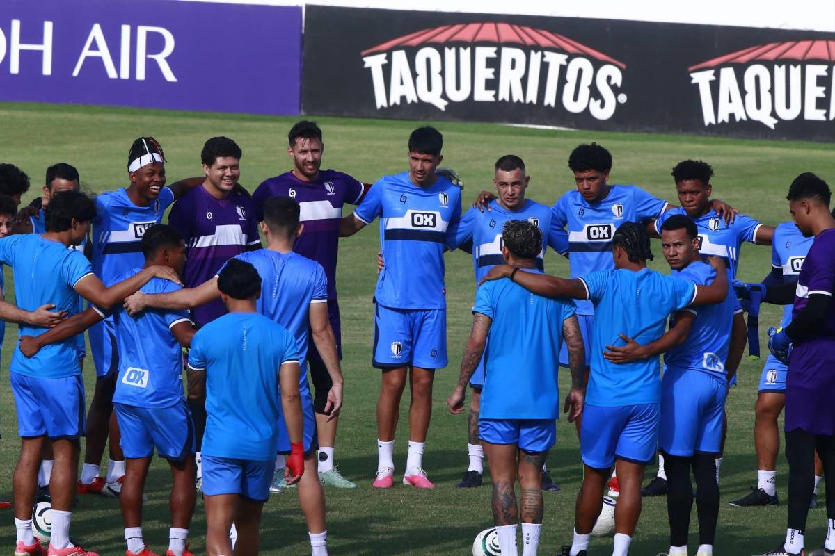 Diego regresa y dos hermosas periodistas roban miradas en el entreno de Real Estelí