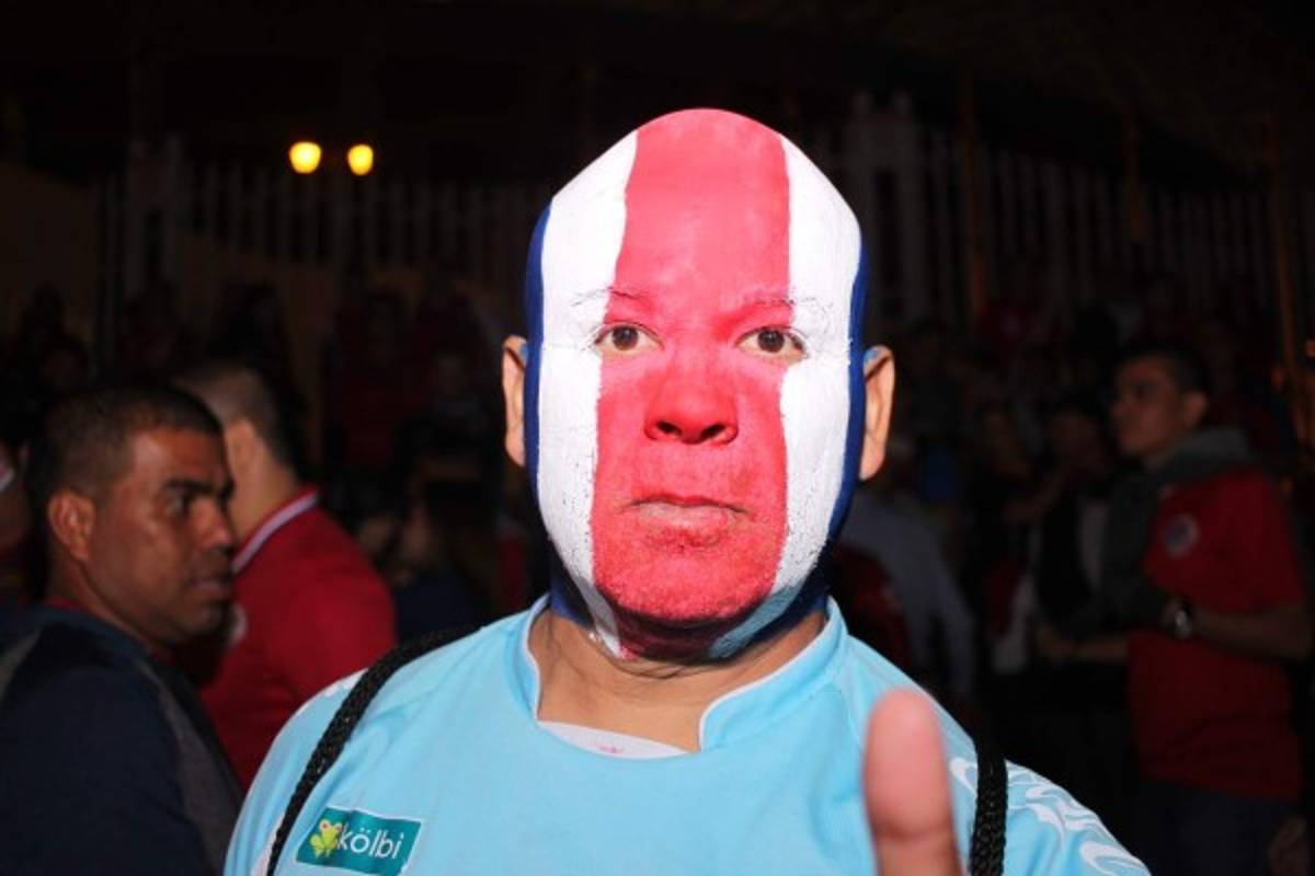 Impresionante ambiente en Costa Rica previo al duelo ante México