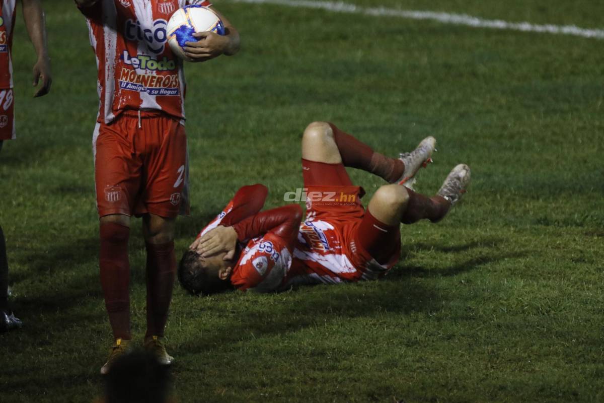 No lo viste en TV: La inesperada fotógrafa esposa de futbolista, la felicidad de Real España y Motagua; Pablo Lavallén sufrió desde el palco