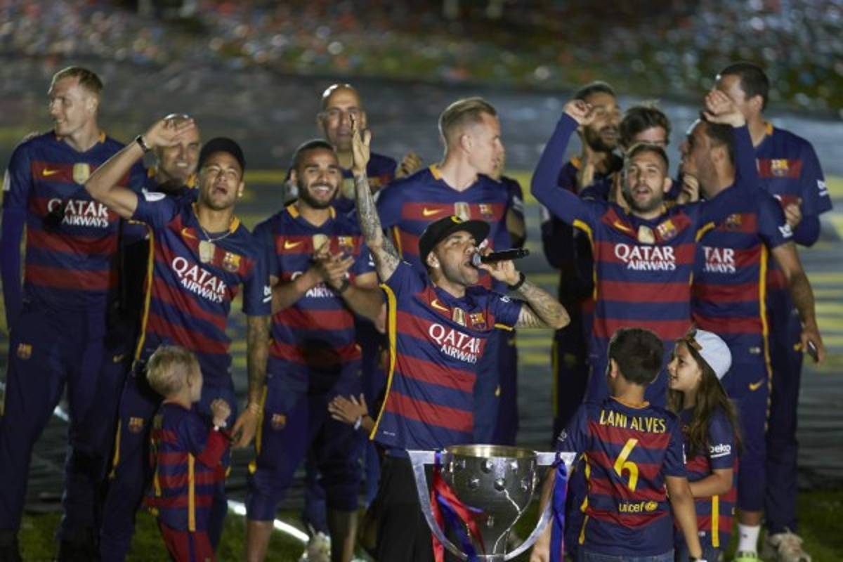 Barcelona celebró su doblete con una gran fiesta en el Camp Nou