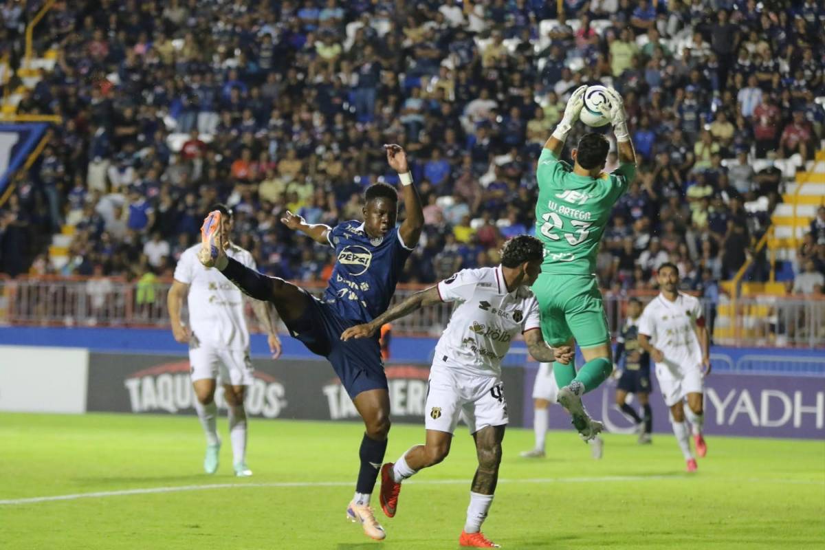 Noche horrible de Motagua y la decepción tras igualar contra Alajuelense