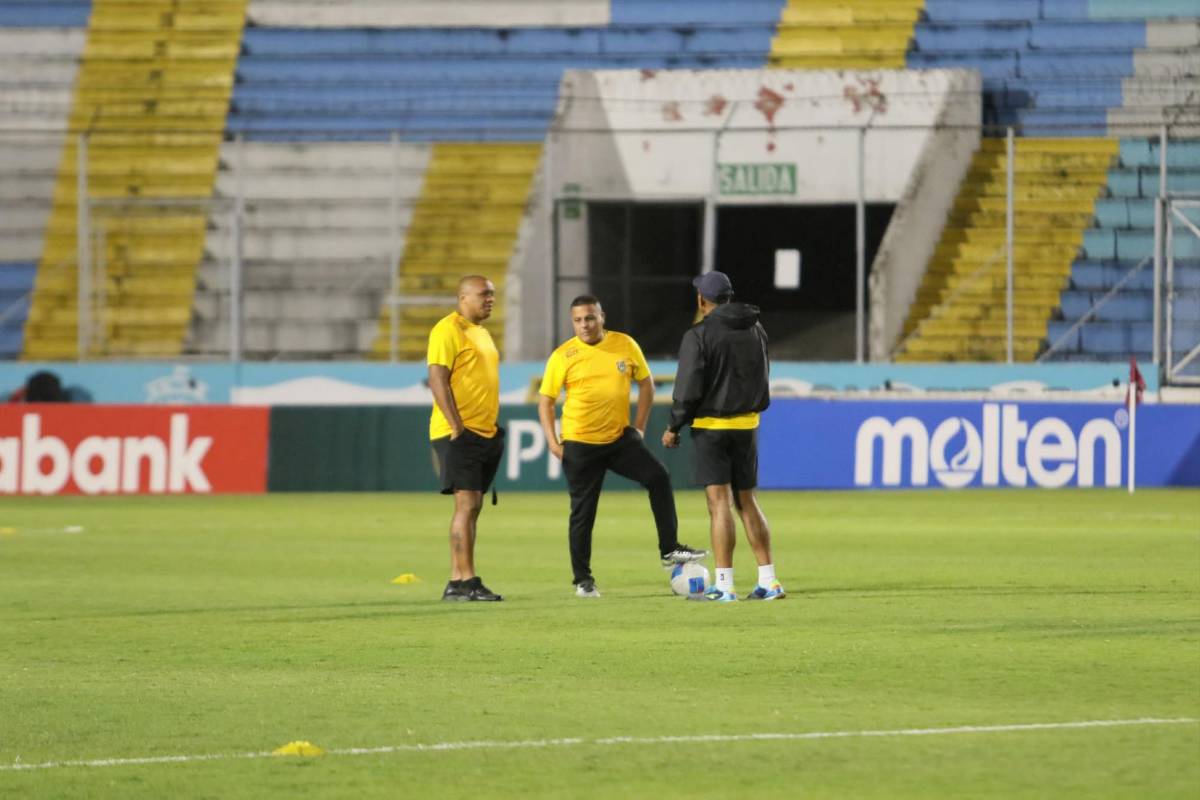 Los panameños se apoderan del estadio Nacional Chelato Uclés y buscan dar la sorpresa ante el Motagua de Diego Vázquez
