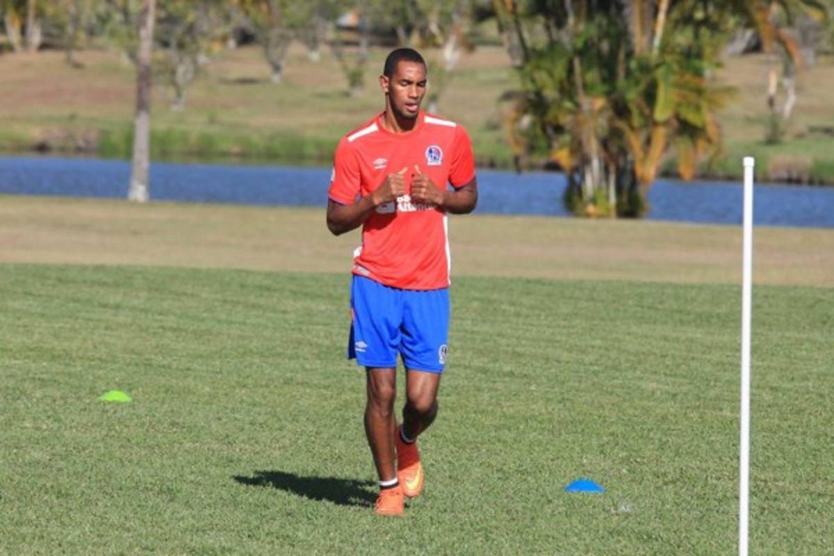 Los jugadores que se tambalean en el Olimpia con la llegada de Pedro Troglio