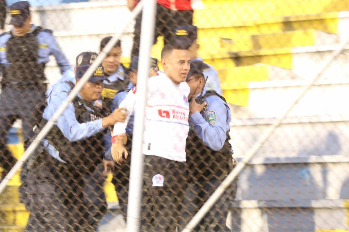 ¿Pedro el escamoso? El caballito, a lo Costly y un cumpleañero en el súper clásico donde Olimpia doblegó a Motagua