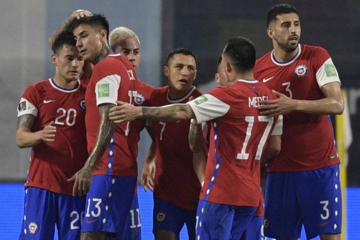 Las duras imágenes de Messi tras empatar contra Chile y así fue captado con Medel luego de su recordada pelea