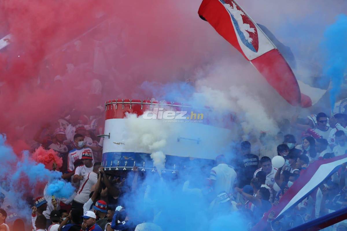 No lo viste en TV: Olimpistas le piden fotos a Buba, las leyendas llegaron a apoyar al León y la tristeza aurinegra