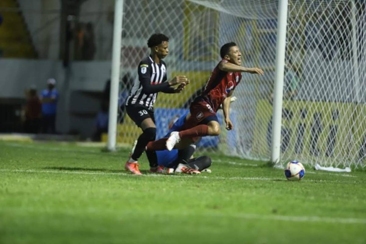 ¿Soldado caído en el Yankel? Las bellezas en los estadios, la novia de Denovan y lo mejor de la jornada 7