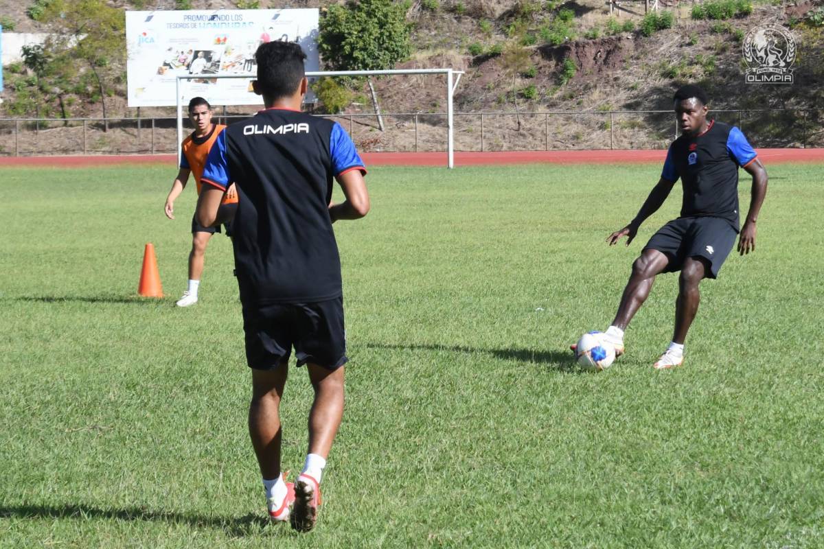 Con dos novedades: Así fue el nuevo entrenamiento de Olimpia tras la salida de Pedro Troglio ¿Y Benguché?