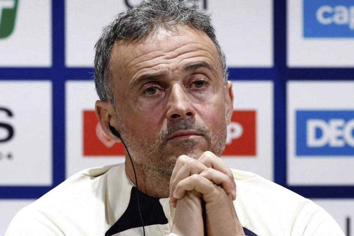 Luis Enrique lo borró del PSG: regresa de la Copa América y pacta con el Manchester United